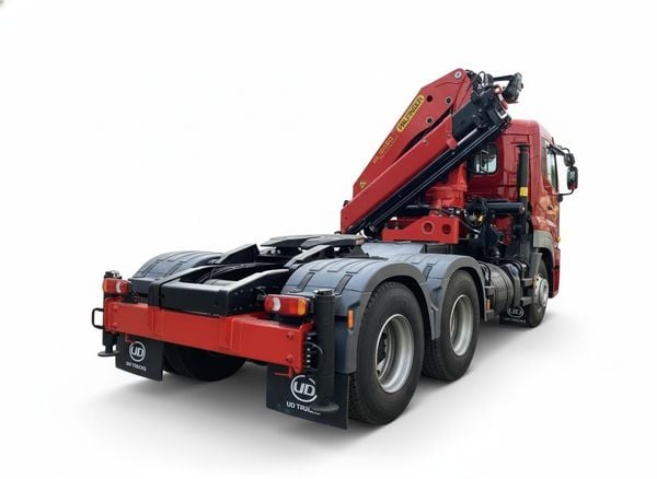 Đầu kéo gắn cẩu Palfinger 8 tấn PK18500