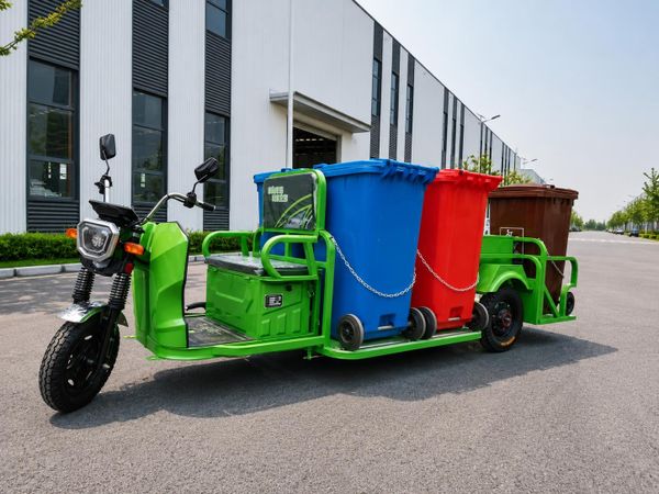 Xe Điện 3 Bánh Chở 6 Thùng Rác 240L
