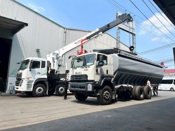 Xe tải gắn cẩu UD 15 tấn Teakang TSK 1506