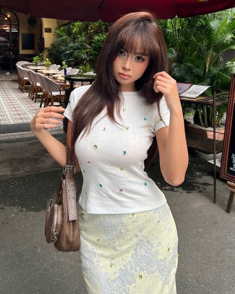 ZELLA TOP