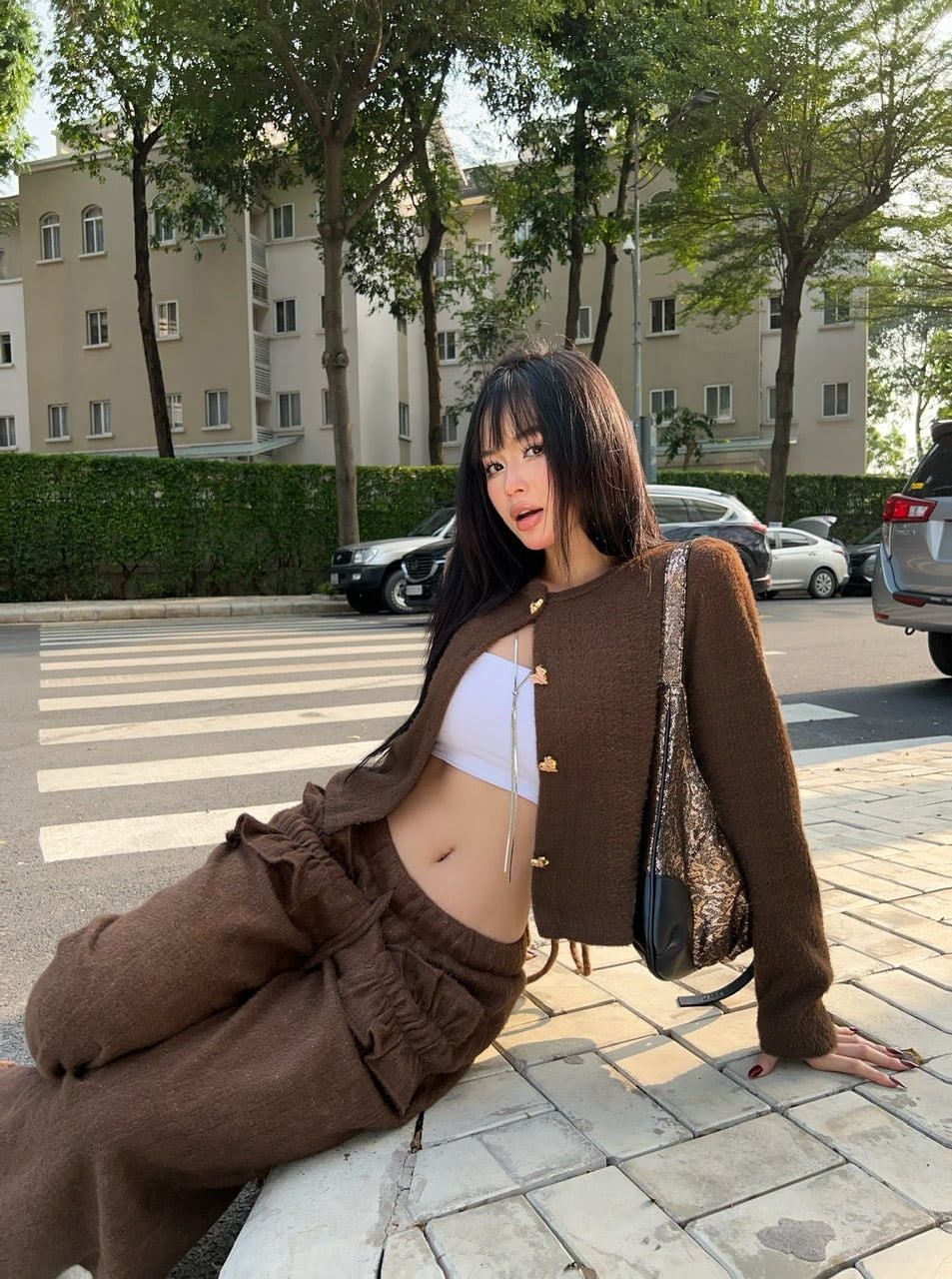  AMBER SET 