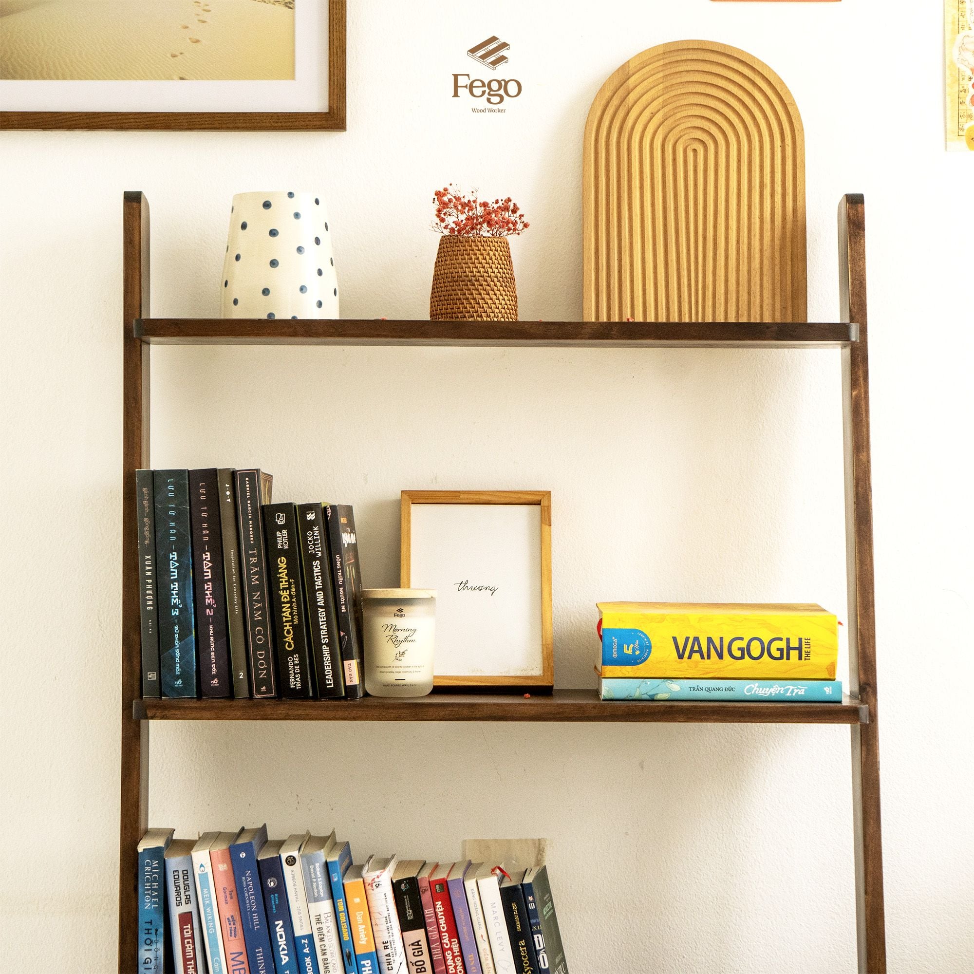  Kệ thang 4 tầng gỗ thông tự nhiên kết hợp chân đế chắc chắn, Kệ để sách, đồ trưng bày trang trí phòng khách , phòng làm việc 