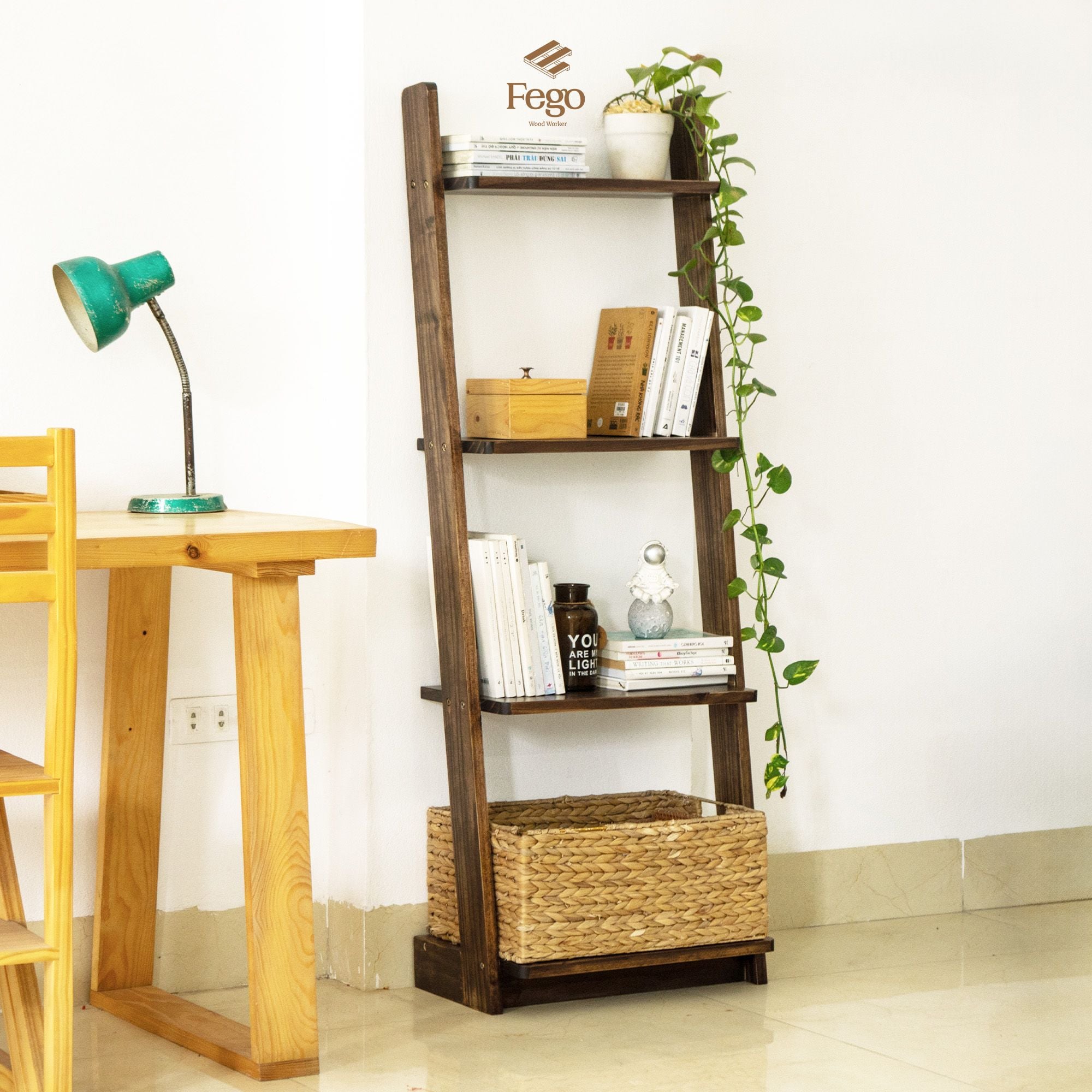  Kệ thang 4 tầng gỗ thông tự nhiên kết hợp chân đế chắc chắn, Kệ để sách, đồ trưng bày trang trí phòng khách , phòng làm việc 