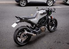 Pat biển số Talisman cho Husqvana 401