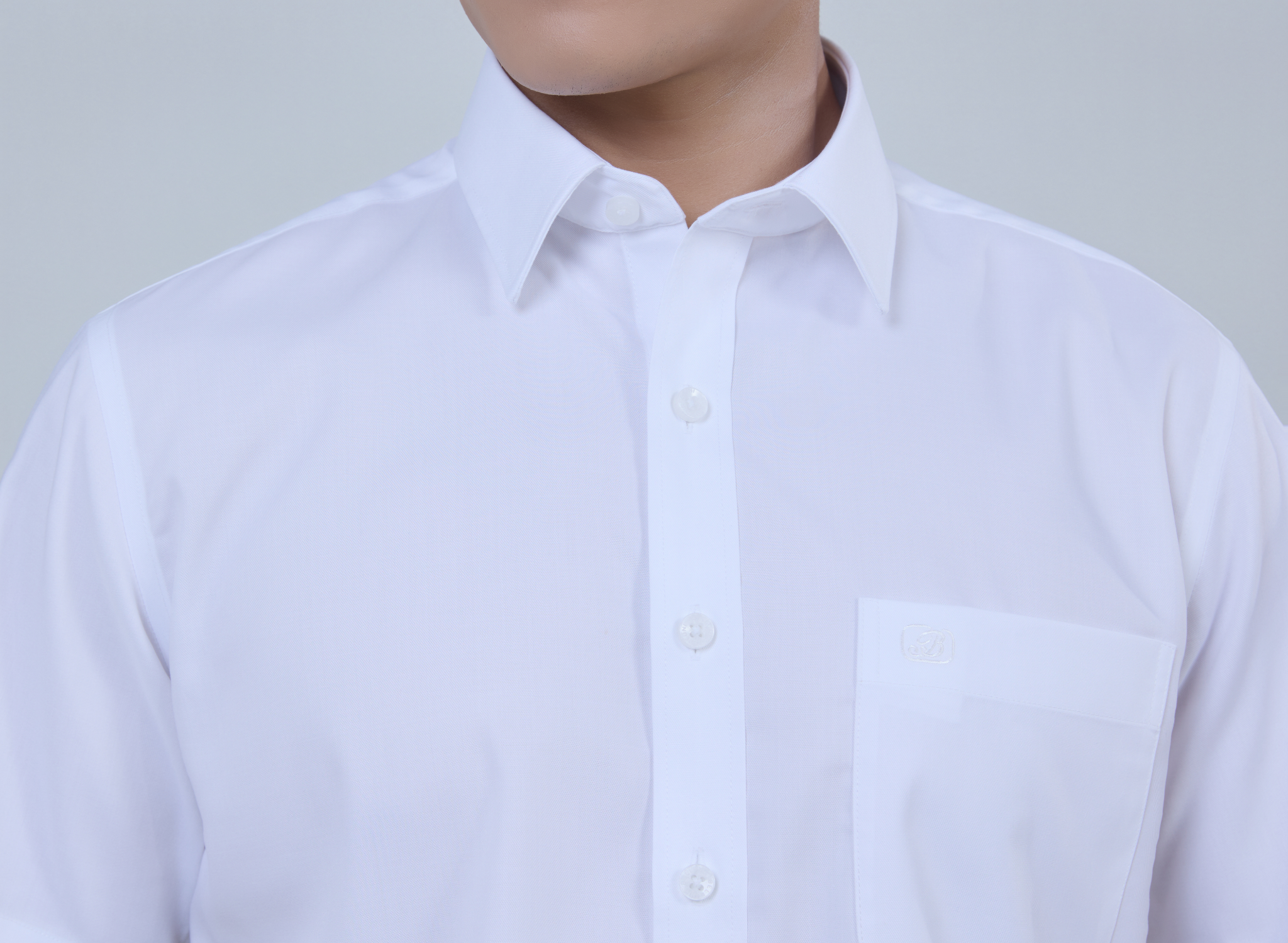  Áo Sơ Mi  Nam Ngắn Tay Trắng Trơn Dệt Twill Mềm Mịn – ABN.PMS.BE 379 