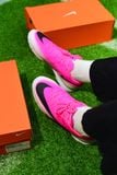  GIÀY BÓNG ĐÁ CHÍNH HÃNG CỎ NHÂN TẠO NIKE MERCURIAL VAPOR 17 ACADEMY HỒNG/TRẮNG TF - IQ2406-900 