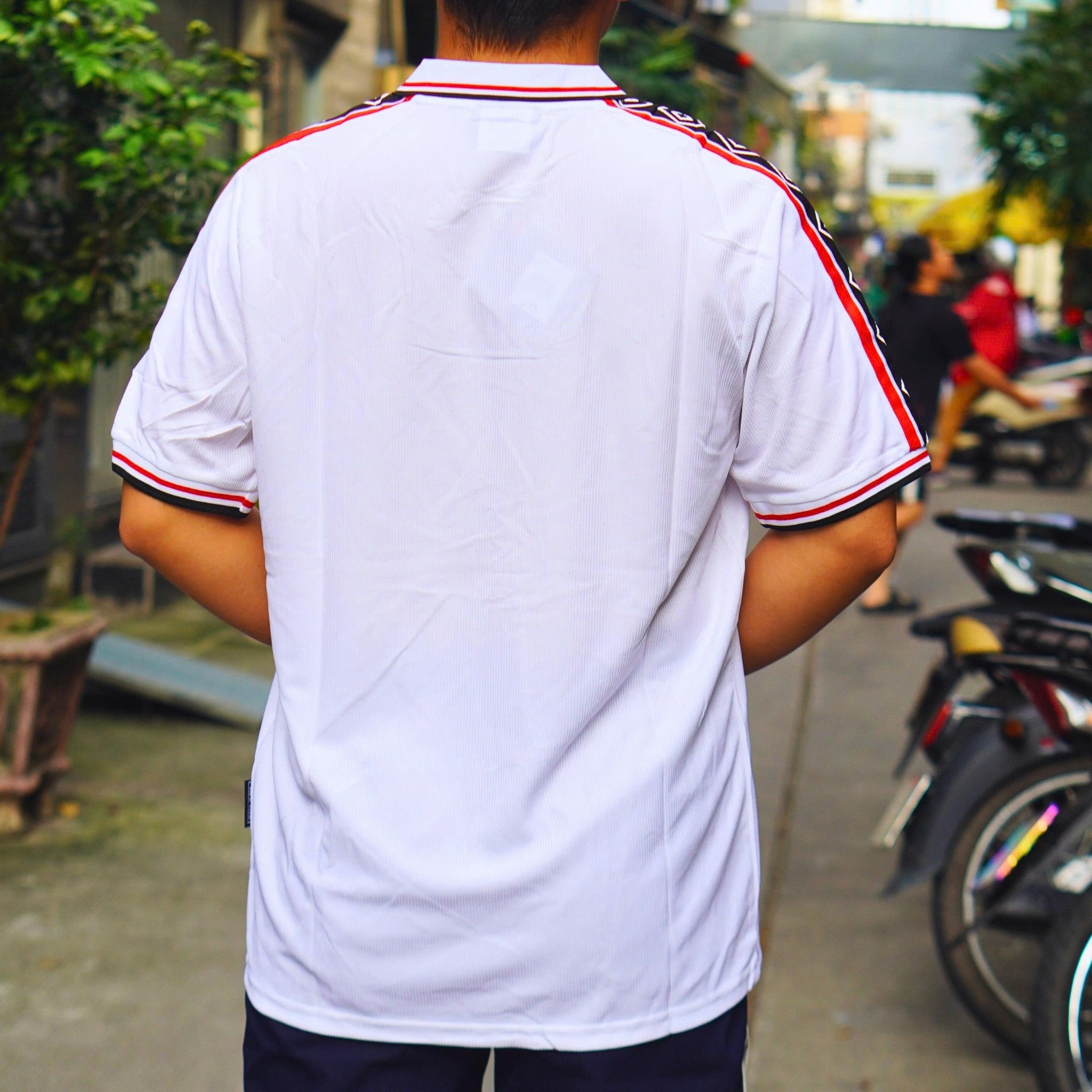  Áo Retro - Áó đấu MU Trắng 1998/99 