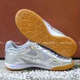  Giày Bóng Đá Futsal Lunar Gato Supreme x SB Xám Bạc IC 