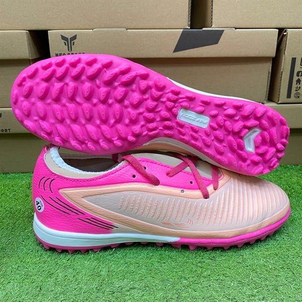  Giày bóng đá cỏ nhân tạo Winbro Phantom 6 Hồng đậm bo thun TF 