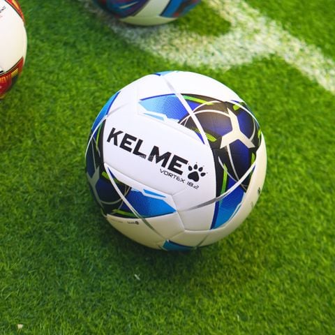  Quả Bóng Đá Chính hãng Kelme Vortex 18.2 Trắng/Xanh/Đen 