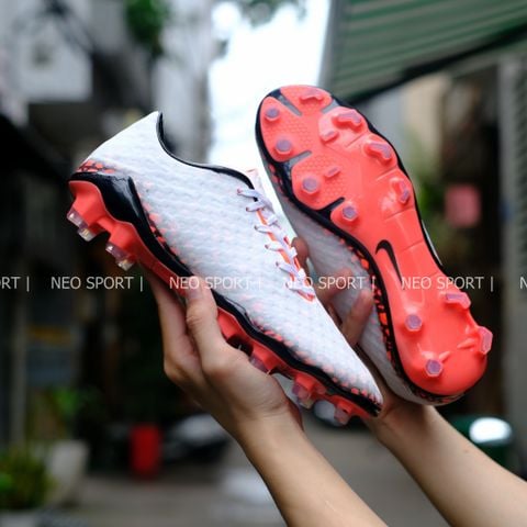  Giày Bóng Đá Cỏ Tự Nhiên Hypervenom Phantom Transform Trắng Đế Cam FG 