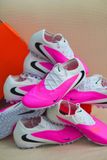  GIÀY BÓNG ĐÁ CHÍNH HÃNG CỎ NHÂN TẠO NIKE PHANTOM 6 LOW PRO TRẮNG/HỒNG TF - IQ2155-900 