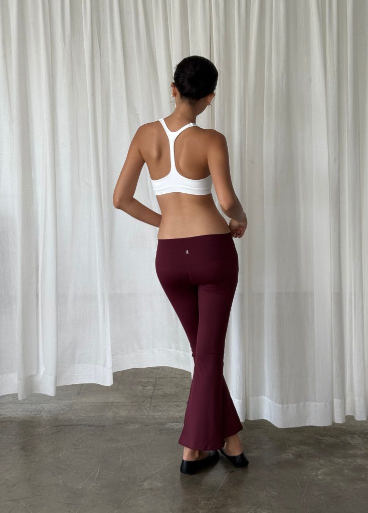 Quần EPIC FLARED LEGGING Dark Cherry