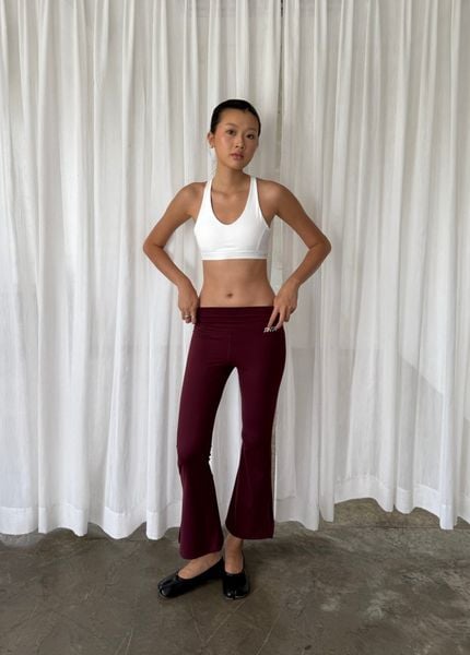  Quần EPIC FLARED LEGGING Dark Cherry 