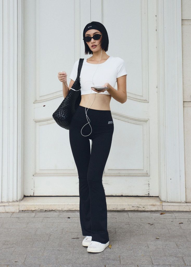 Áo tay ngắn DYNAMIC SHORTSLEEVES Creamy White