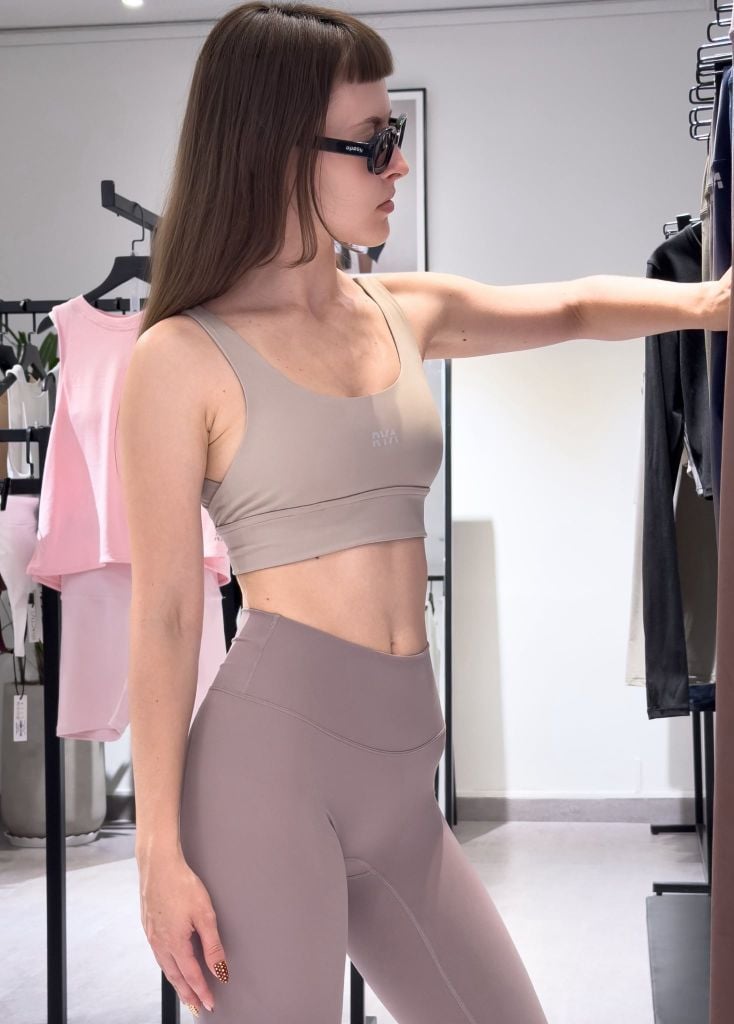 Áo U SPORTBRA Bone