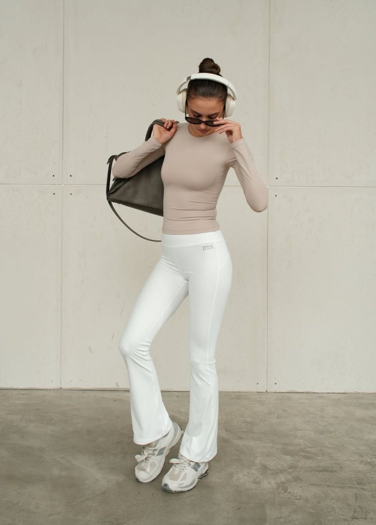 Quần RYA FLARED LEGGING Creamy White