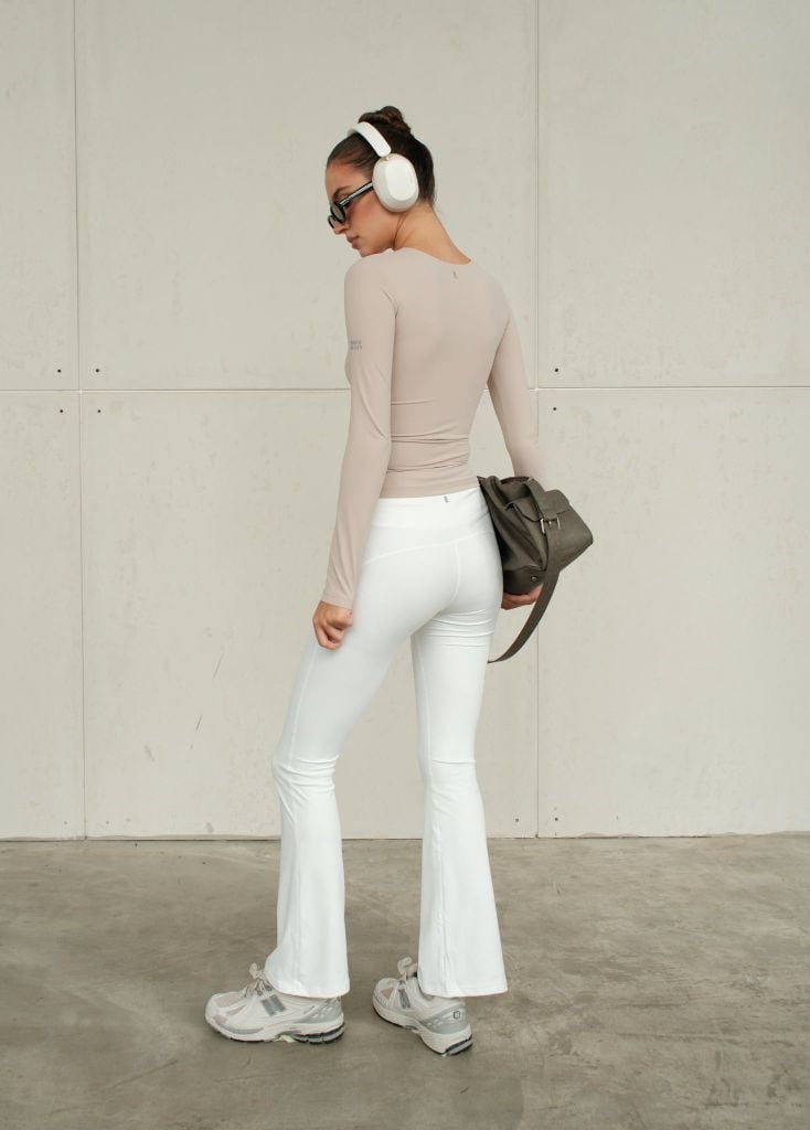 Quần RYA FLARED LEGGING Creamy White