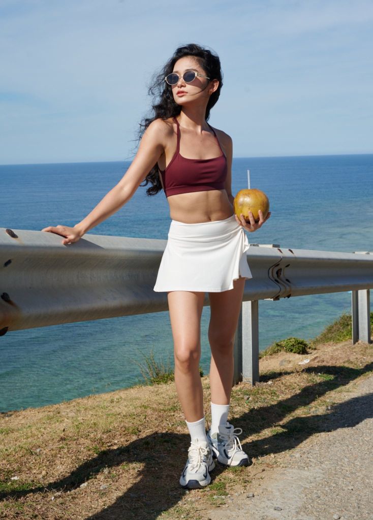 Chân váy SPLIT MINI SKIRT Creamy White