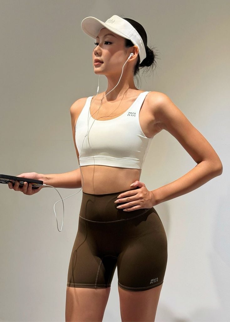 Áo POWER SPORTBRA Creamy White