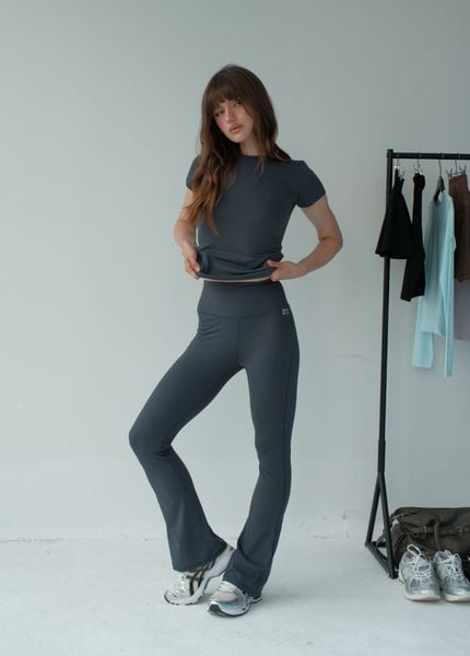  Áo tay ngắn EASY SHORTSLEEVEES TOP Dark Gray 