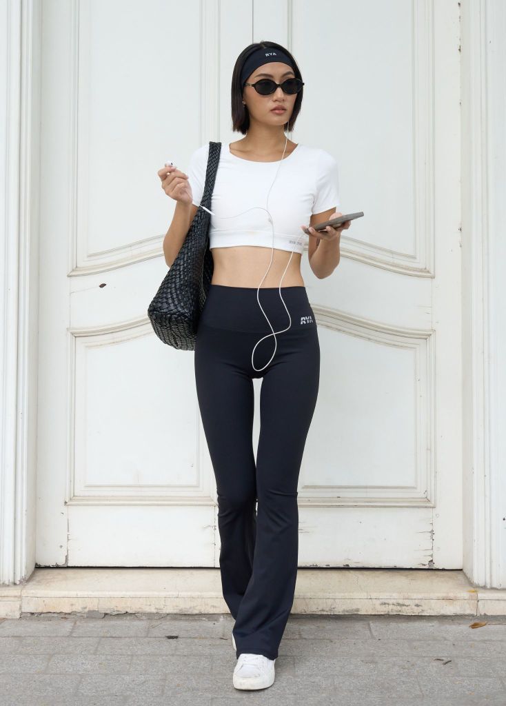 Áo tay ngắn DYNAMIC SHORTSLEEVES Creamy White