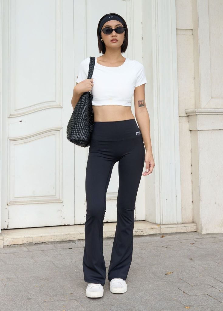 Quần FRESH FLARED LEGGING Black