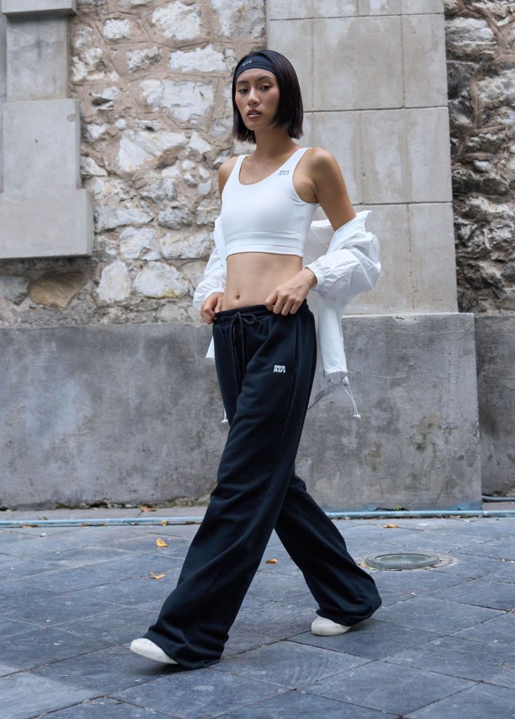 Áo POWER SPORTBRA Creamy White