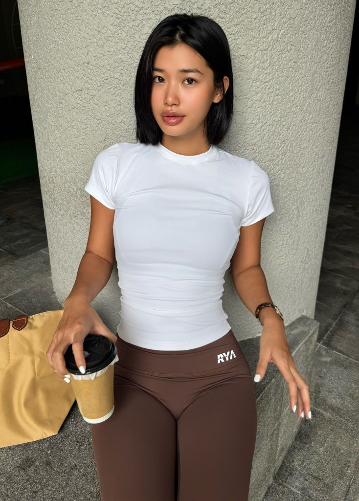 Áo tay ngắn EASY SHORTSLEEVEES TOP White