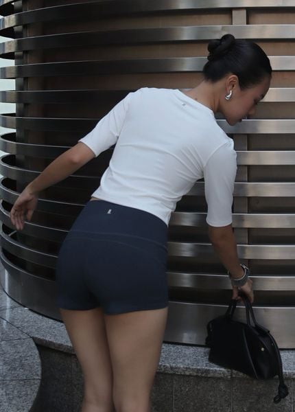  Áo tay ngắn GENTLE TOP White 