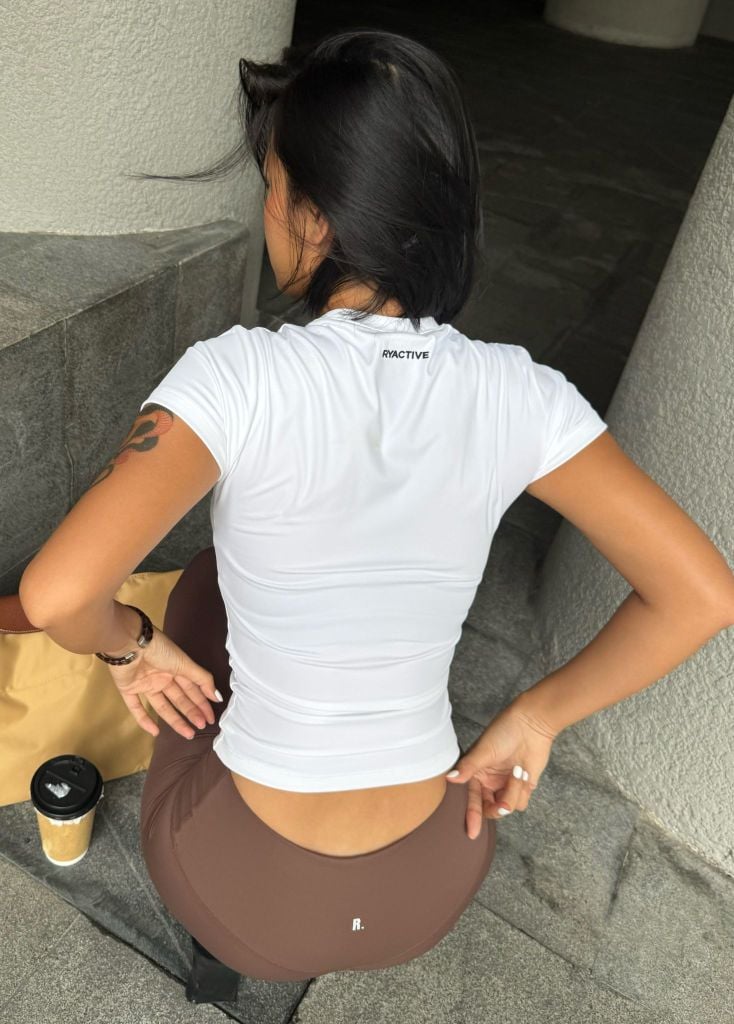 Áo tay ngắn EASY SHORTSLEEVEES TOP White