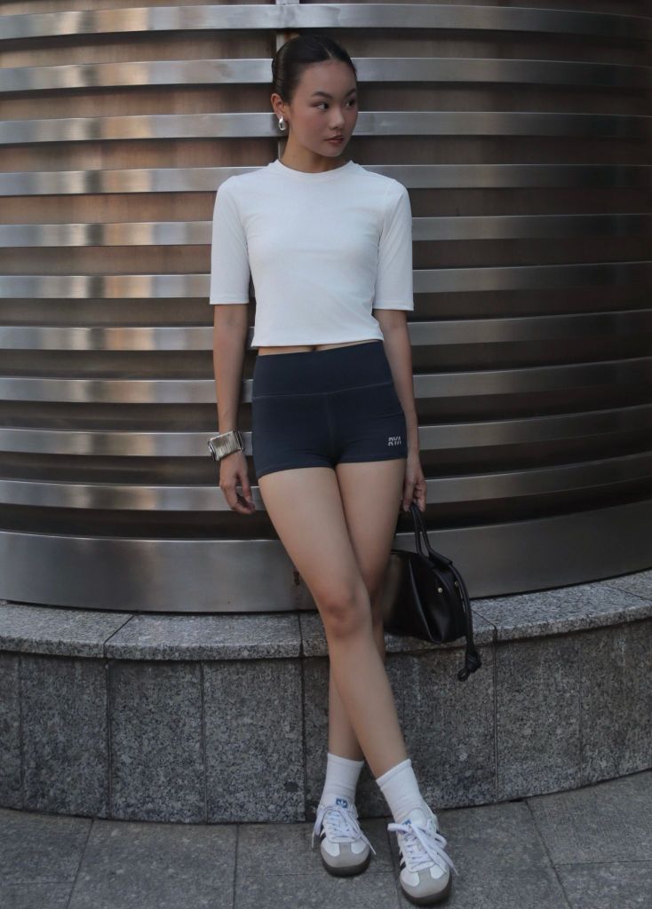 Áo tay ngắn GENTLE TOP White