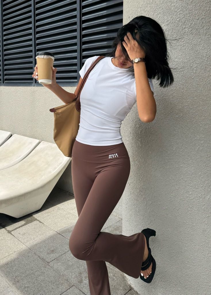 Quần FRESH FLARED LEGGING Toffee Brown