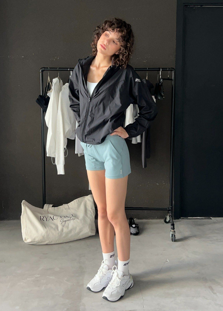 Áo khoác JUMPING NYLON JACKET Black