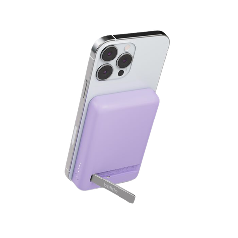 Sạc Dự Phòng Không Dây Belkin 5,000mAh, 7.5W Có Chân Chống Đi Kèm Cáp USB C 1m