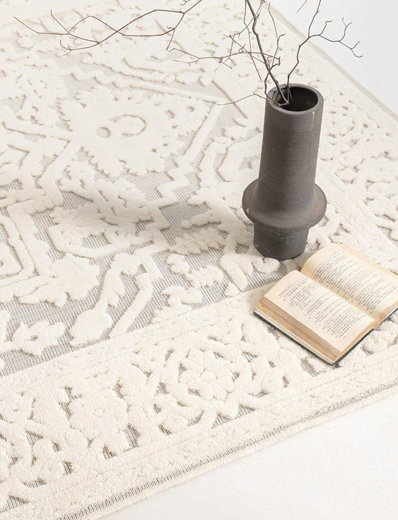  Classic Festival Rug - White Renaissance 