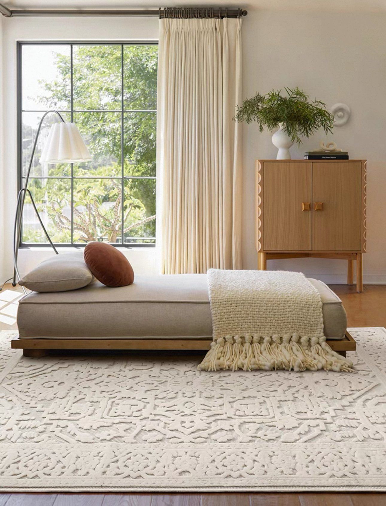  Classic Festival Rug - White Renaissance 