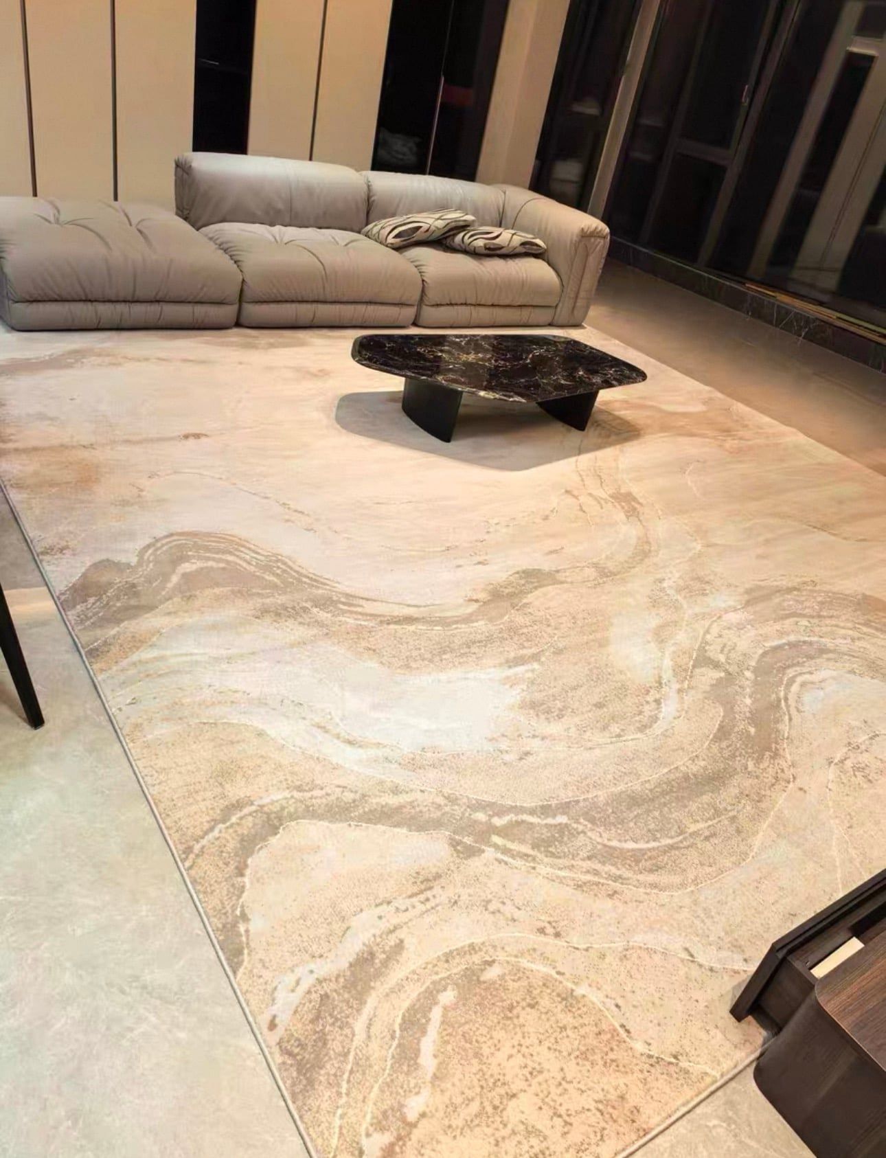  Brown Pergamon Rug 2.3x3.4m 