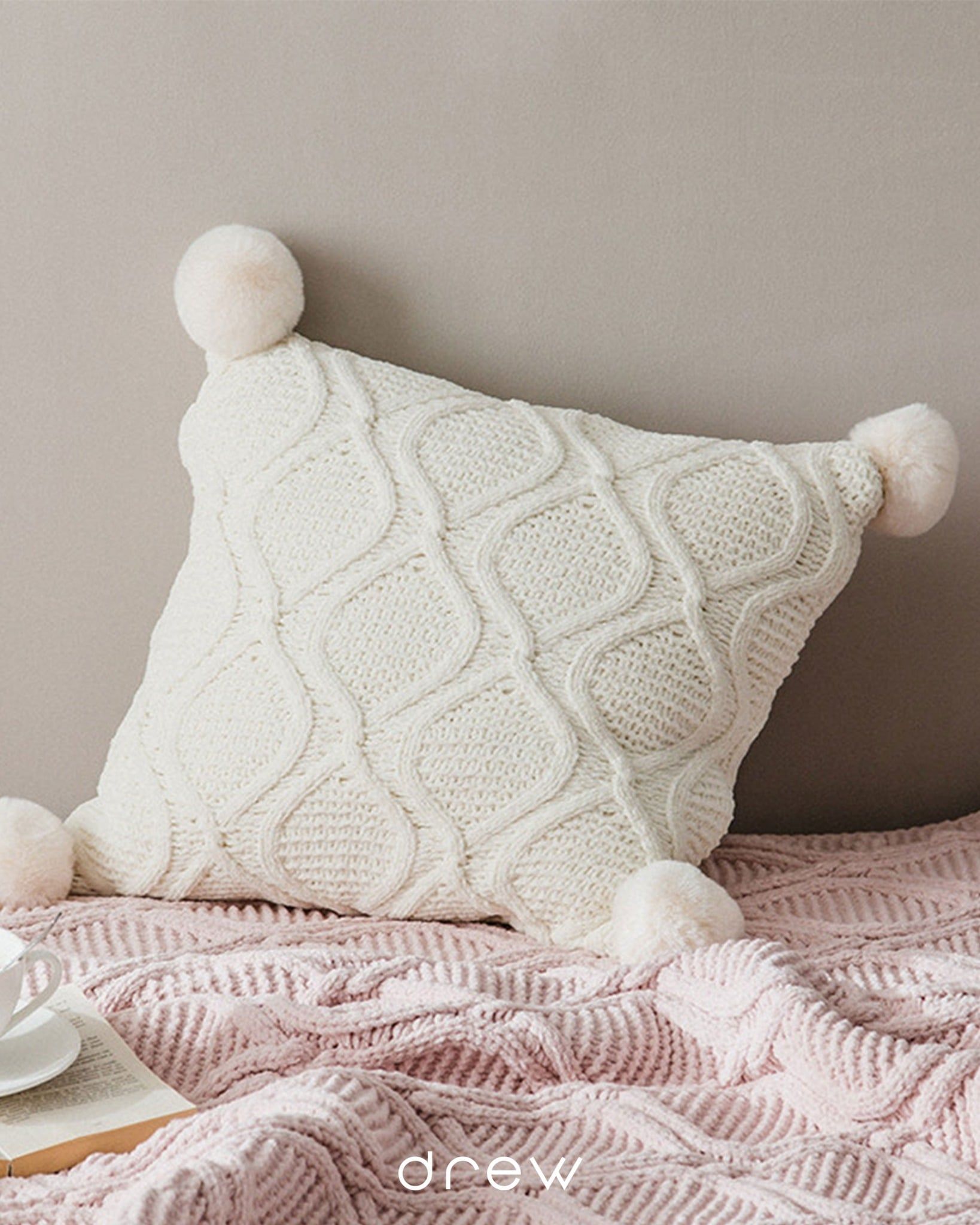  Chenille Knit Cushion - White 