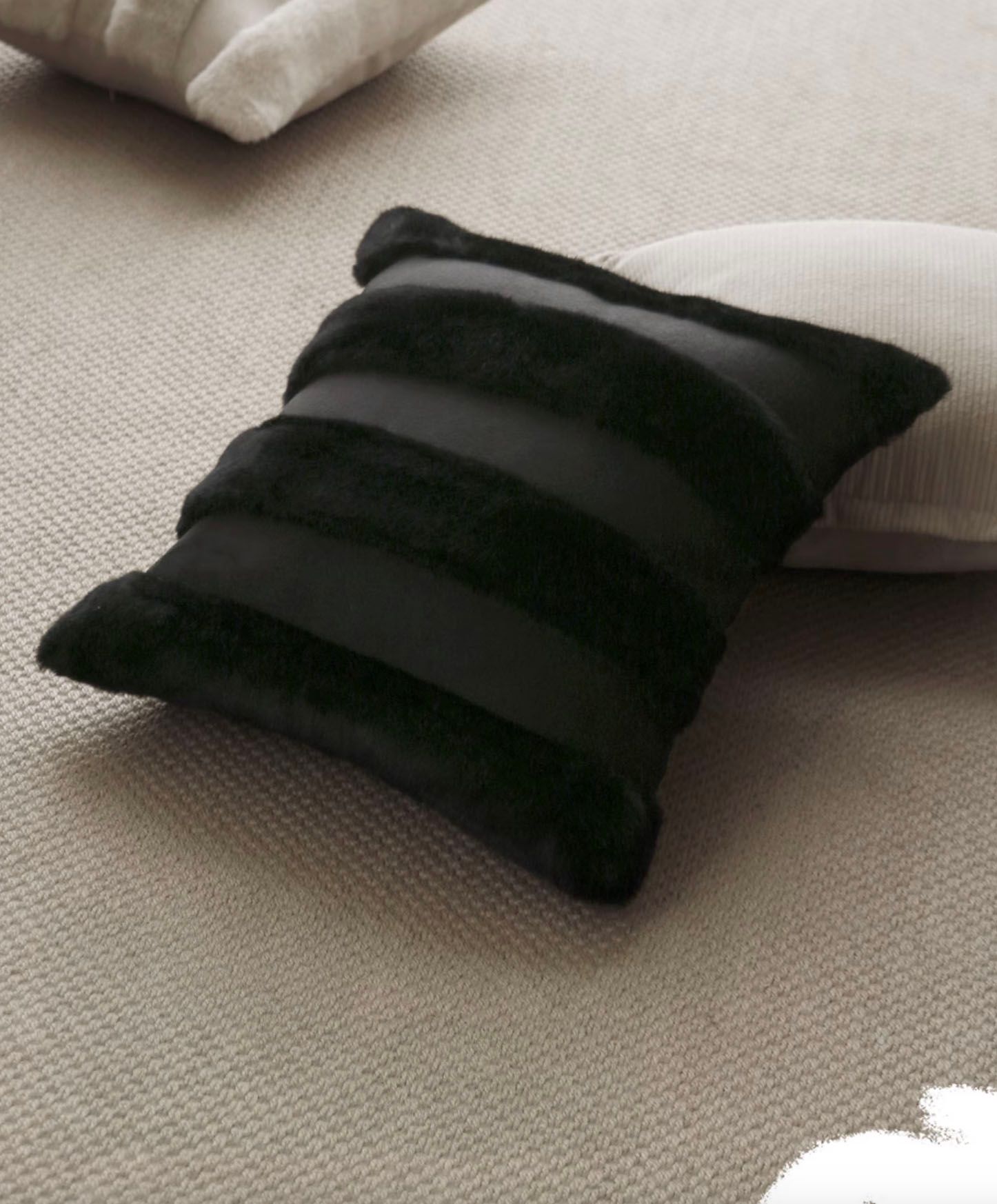  Planet XO Cushion - Black - 50x50cm 