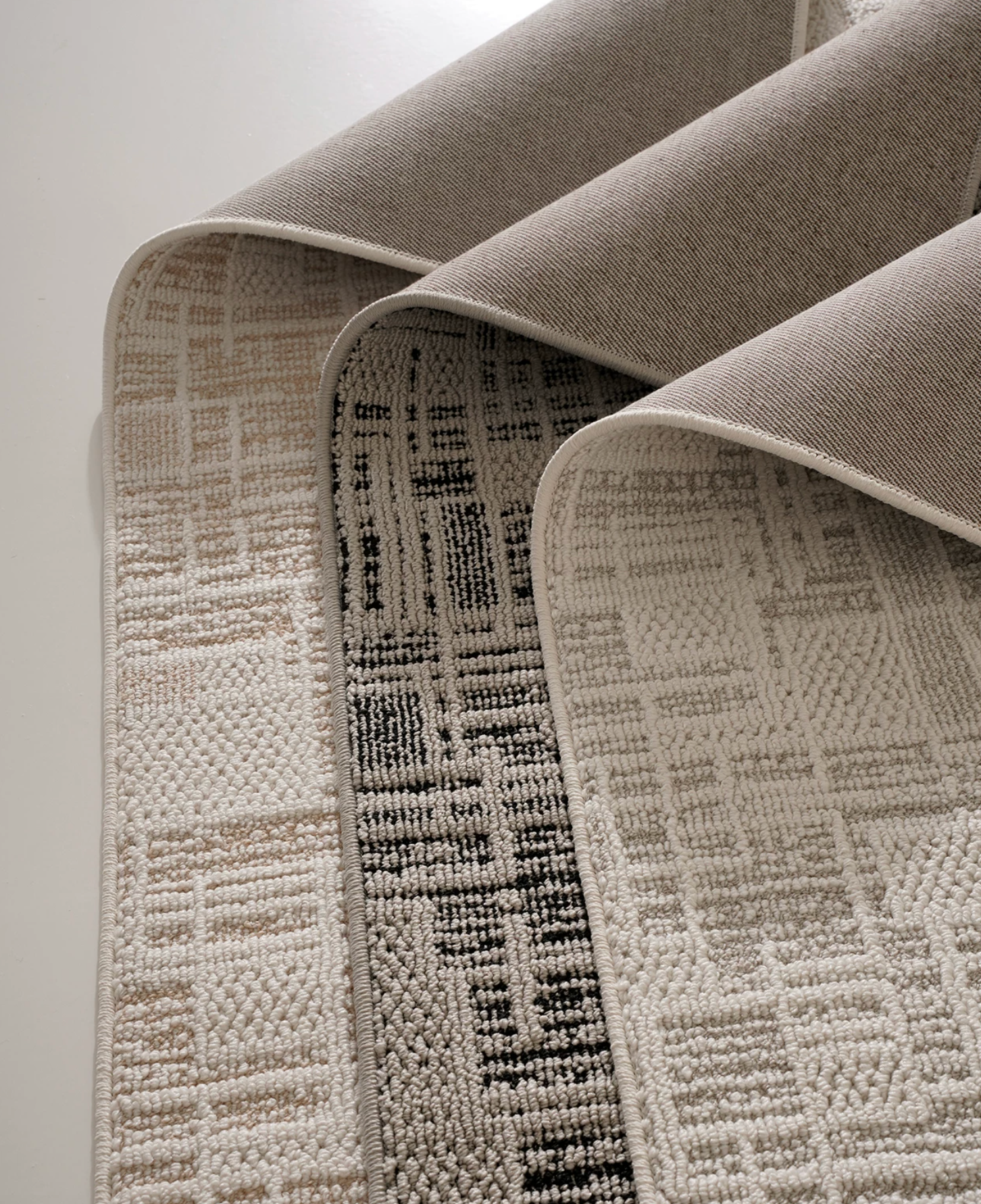  The Raw Light Grey Canvas Rug 