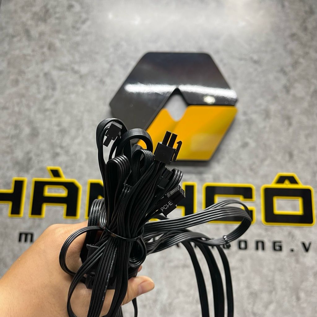 Nguồn Segotep SG-750B BN750W - 80 Plus Bronze BH 10/2028