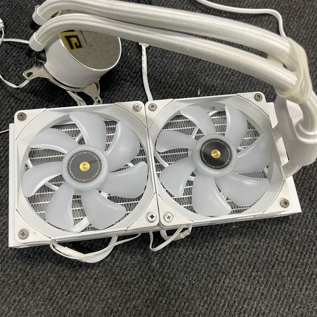 Tản nhiệt nước Thermalright Frozen Notte 240 White ARGB USED (INTEL)
