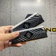 RAM DDR4 16GB ADATA XPG Spectrix D41 Buss 3200 GREY RGB BH 2028