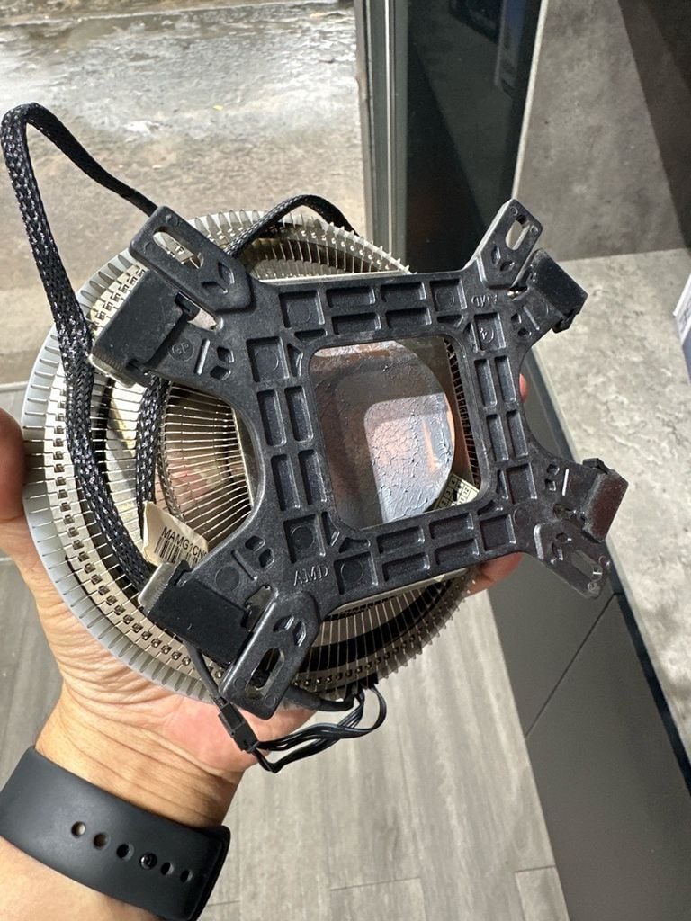 TẢN NHIỆT CPU COOLER MASTER MASTERAIR G100M AURA RGB USED gông amd