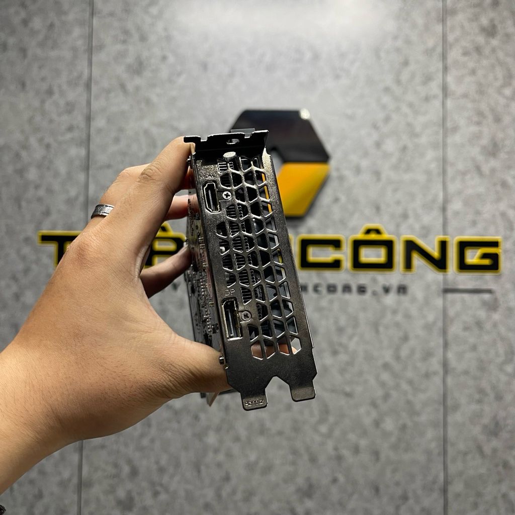 Card màn hình Gigabyte RX 6500 XT EAGLE 4GB GDDR6 4GB GDDR6 BH 7/2027