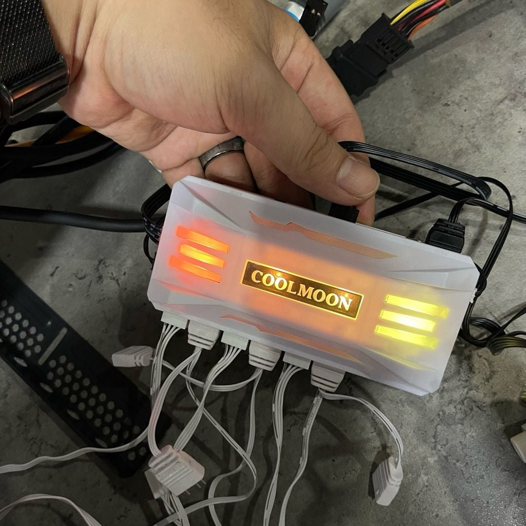 KIT 8 FAN COOLMOON DM1 + HUB ARGB