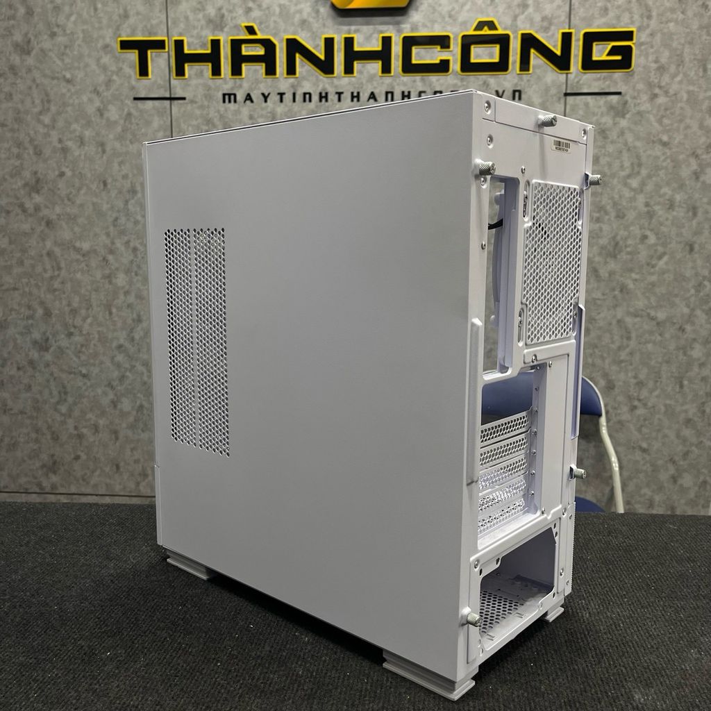 Case Montech SKY TWO (Mid Tower/Màu Trắng) - 4 FAN ARGB USED LIKE NEW