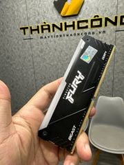 RAM DDR4 8GB Kingston FURY Beast RGB BUS 3200 USED