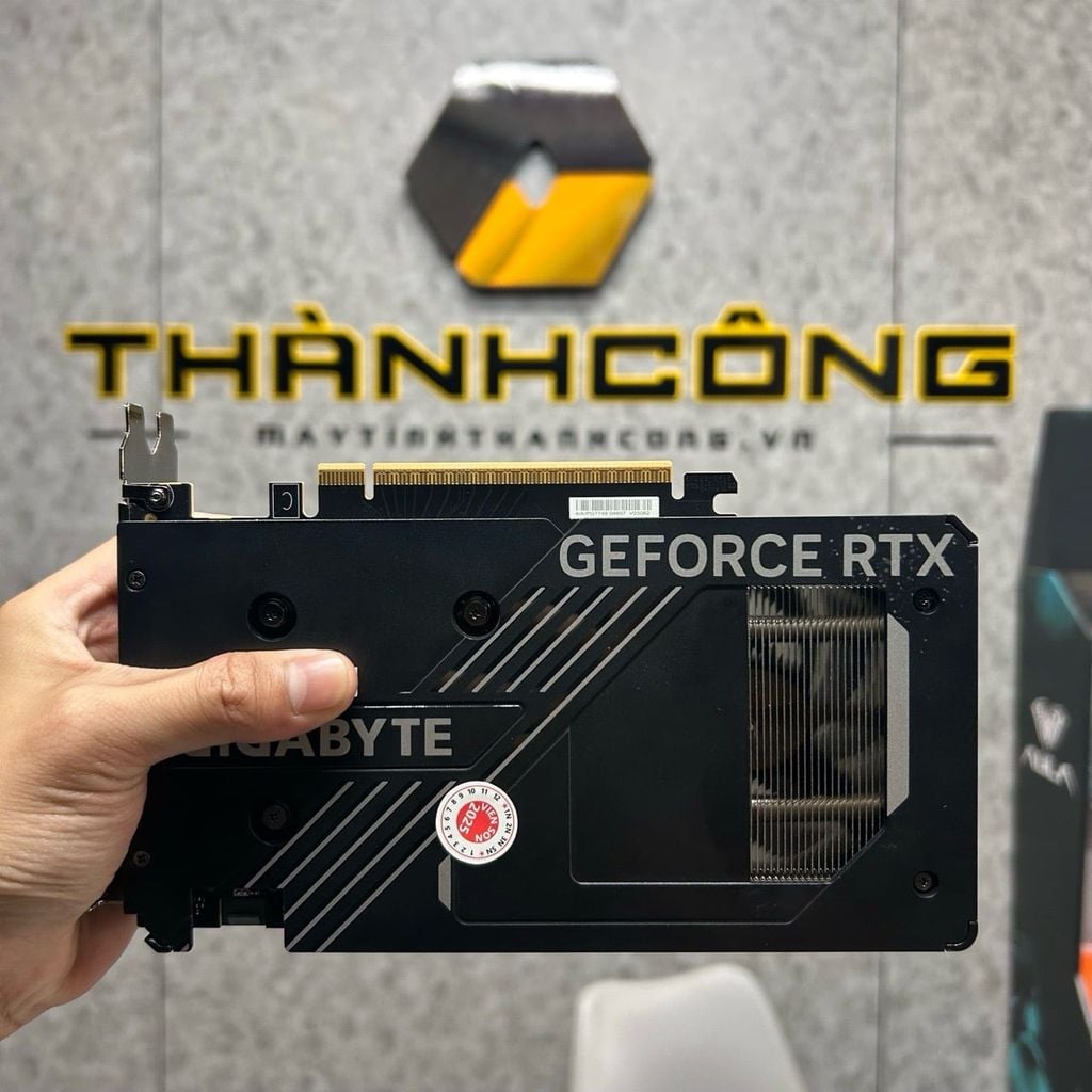 Card màn hình RTX 5060 Gigabyte WINDFORCE OC | 8GB GDDR7 BH 2028